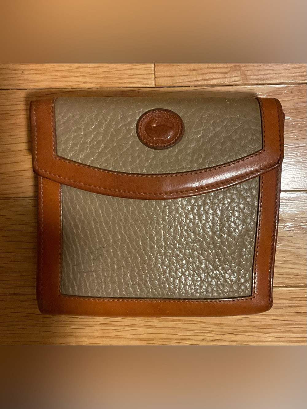 Dooney & Bourke Vintage Kisslock Wallet